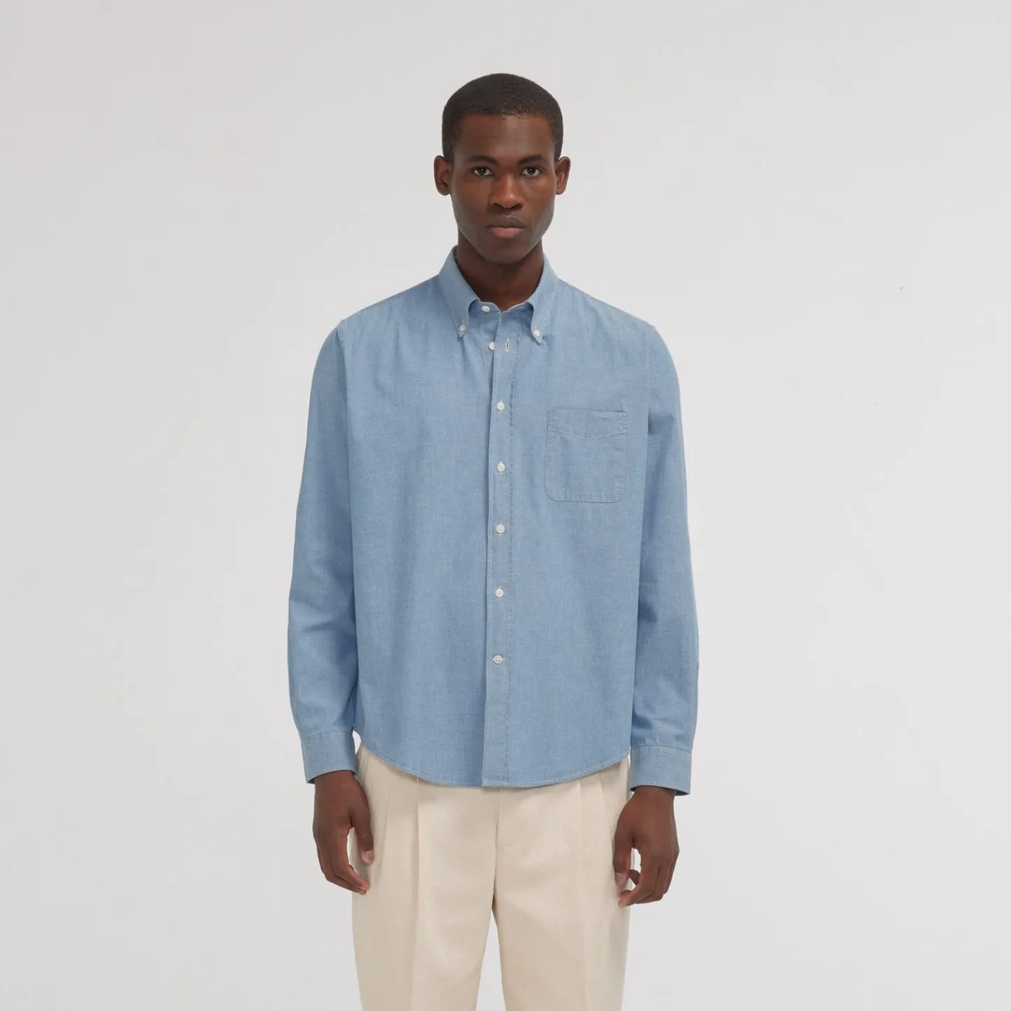 HAST Chemise en chambray bleue> Les Essentiels | Décontractée