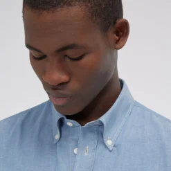 HAST Chemise en chambray bleue> Les Essentiels | Décontractée
