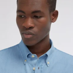 HAST Chemise en denim bleu clair> Les Essentiels | Décontractée