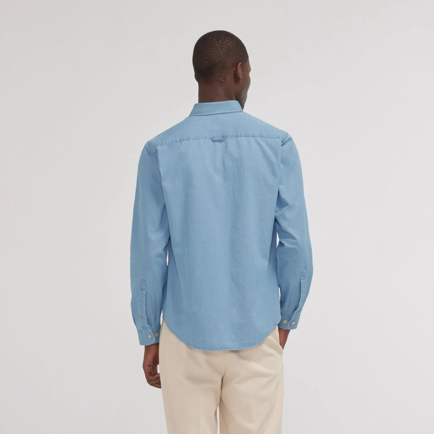 HAST Chemise en denim bleu clair> Les Essentiels | Décontractée