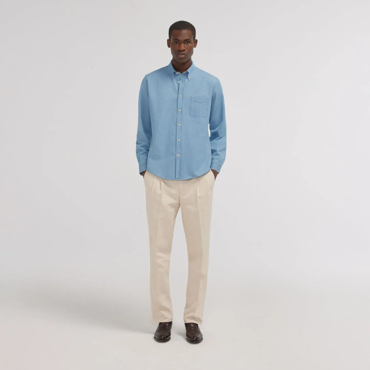 HAST Chemise en denim bleu clair> Les Essentiels | Décontractée