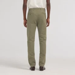 HAST Chino><noscript><img width=